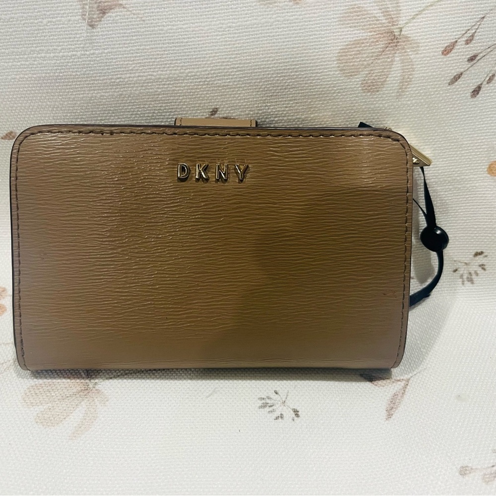 DKNY Caramel Brown Leather Compact Wallet with Gold Logo